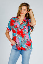 Load image into Gallery viewer, colorful patterend hawaiian