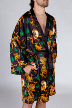 Load image into Gallery viewer, men's tiger robe
