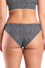 Load image into Gallery viewer, Composition Notes Modal Bikini