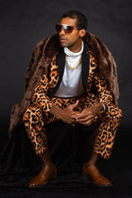 Load image into Gallery viewer, Fastest Finishers Leopard Print Blazer
