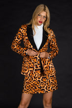 Load image into Gallery viewer, Women&#39;s Leopard Print Blazer
