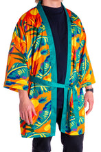 Load image into Gallery viewer, Men&#39;s floral kimono 
