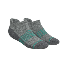 Load image into Gallery viewer, The Staple | Heel Hammock‚Ñ¢ Ankle Socks 3 Pack, a pair of ankle socks with innovative features for ultimate comfort and fit.
